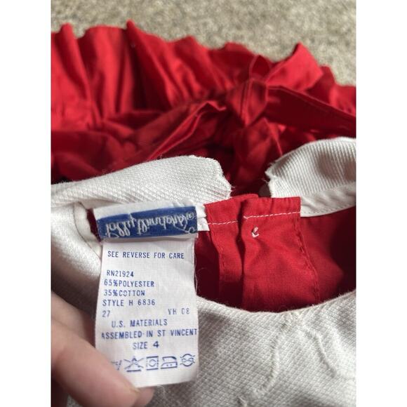 Vintage Polly Flinders Bright Red Smocked Dress Embroidery Toddler Size 4 - Picture 3 of 4